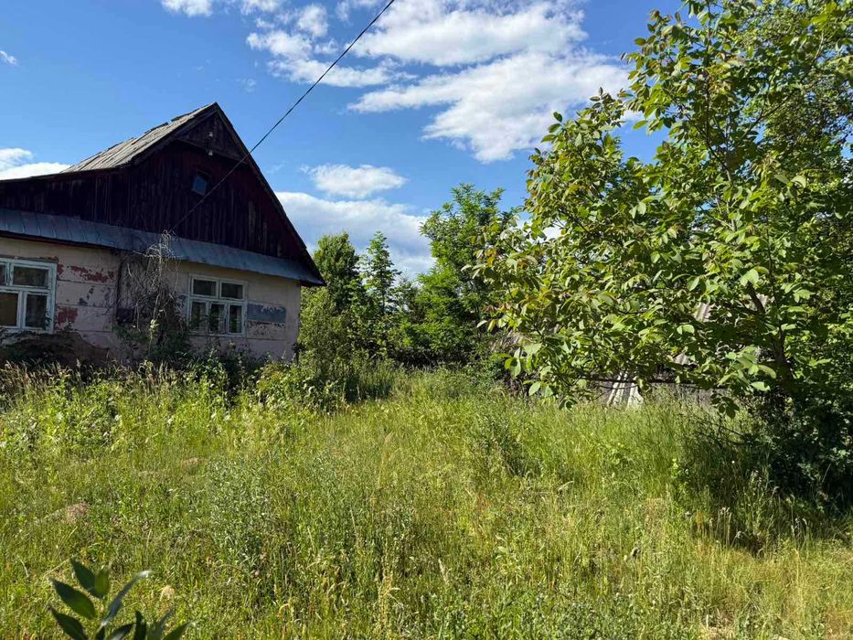 Панорамна садиба на схилі Карпат: ділянка з будинком у с. Кіреші (5 хв від Хуста)