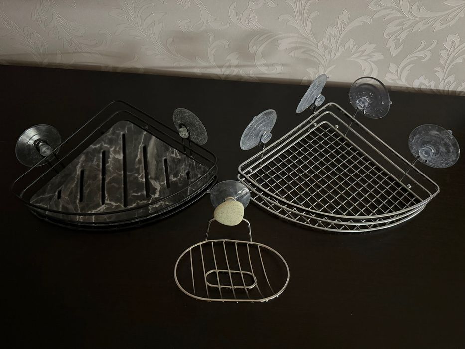 Угловые Полочки и мыльница на присосках в ванную комнату нержавейка!