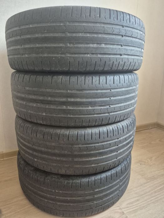 Продам літні шини 215 60 R16  continental premium contact 5