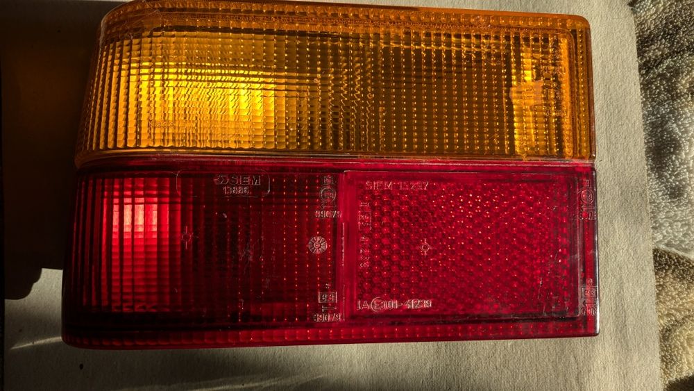 Фонарь левый Лянча Призма