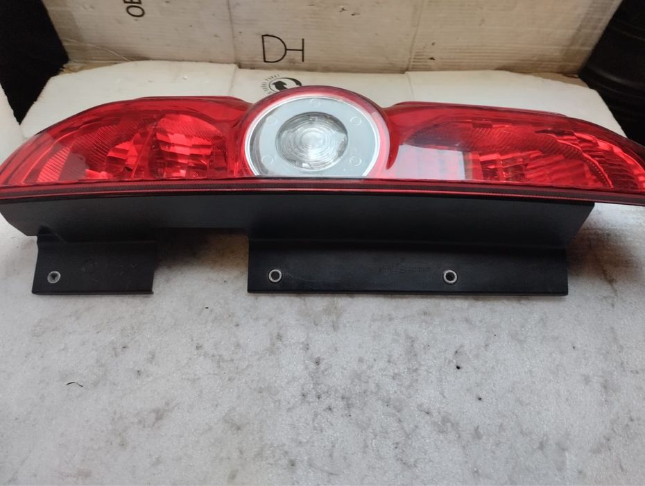Lampa tylna Fiat Doblo ll