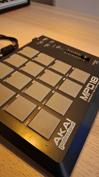 Akai Professional MPD18 Pads64286178243073120