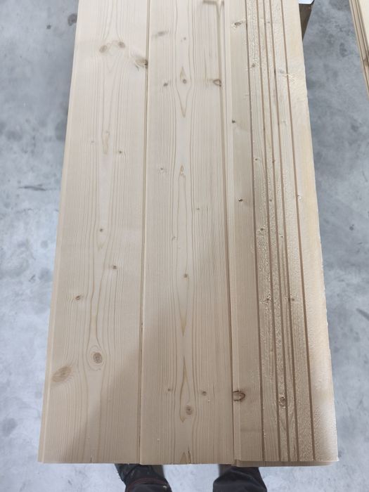 Deska podbitkowa, podbitka, nadbitka, boazeria świerkowa