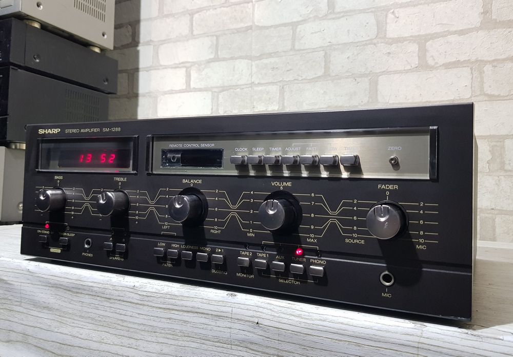 Стерео підсилювач/усилитель  Sharp SM-1288H  2х45Вт б/у з Німеччини
