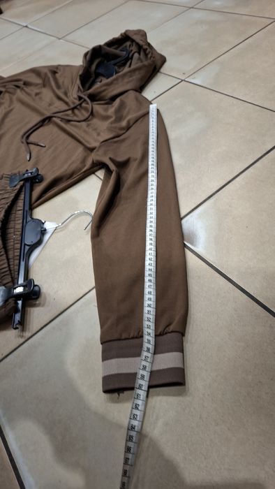 bluza plus spodnie dresowe roz S, M nowa wymiary na zdjęciach