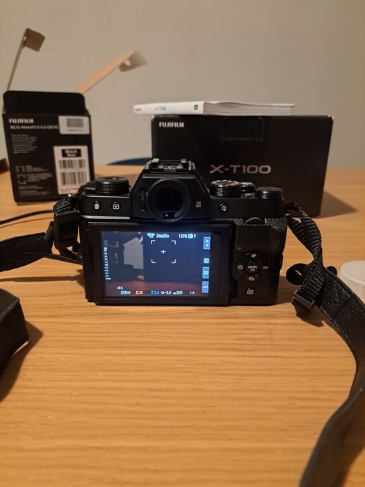 Fujifilm X-T100 + Lente FUJINON XC 15-45mm F3.5-5.6 OIS PZ (Nova)