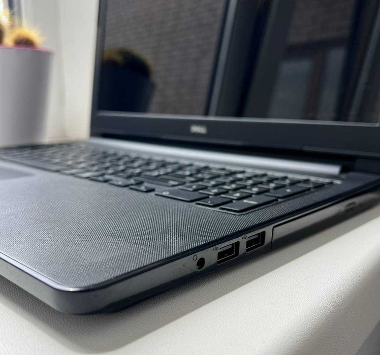 Ноутбук Dell Inspiron 15-3552 / SSD 480 GB