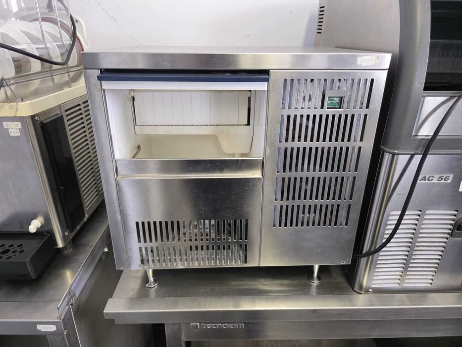 Armazém de 1.500 m² com Equipamentos HORECA Usados – Visite em Sintra