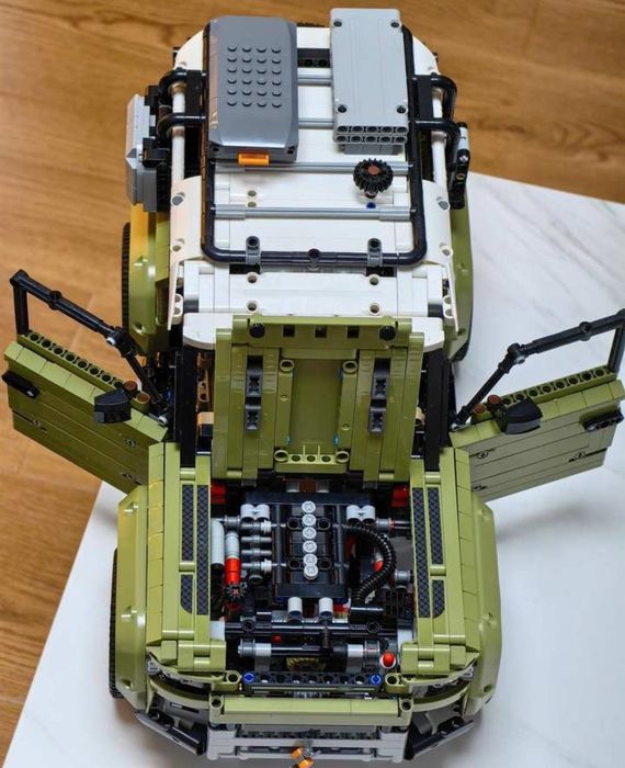 technic land rover defender 2573 деталі (42110)