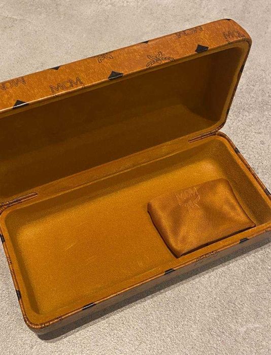 MCM etui na okulary Visetos – koniakowe/brązowe