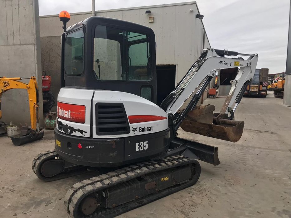 Сніг, чистка снігу, вивезення снігу! Послуги Bobcat навантажувача!