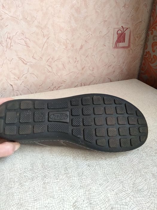 Женские туфли из натуральной кожи.