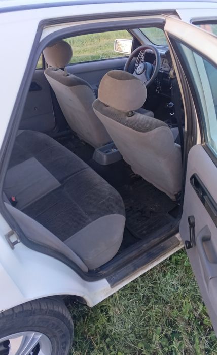 Продам Ford Sierra 1.8 бензин ПЕРЕОФОРМЛЕНИЕ