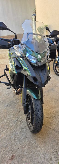 Benelli trail trk 502