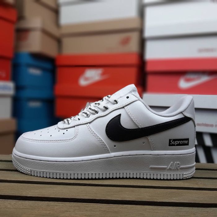 ТОП! Кросівки Supreme x Nike Air Force 1 Low White/Black білі з чорним 41 42 43 44 45