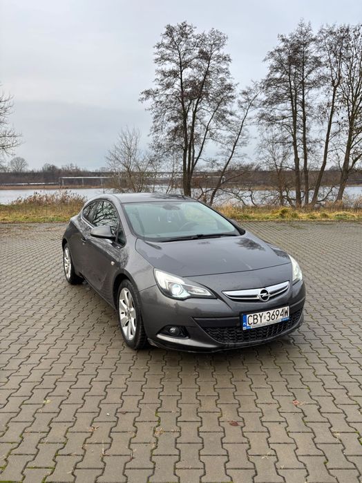 Opel astra J GTC 1.4 140km , LPG