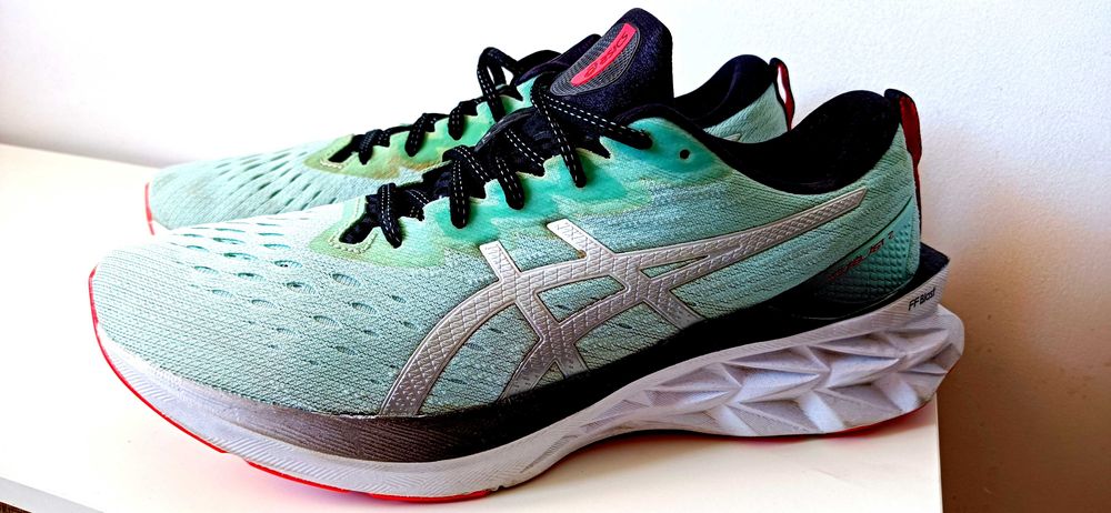 Asics Novablast 2 tanio 110 zł Rzeszów