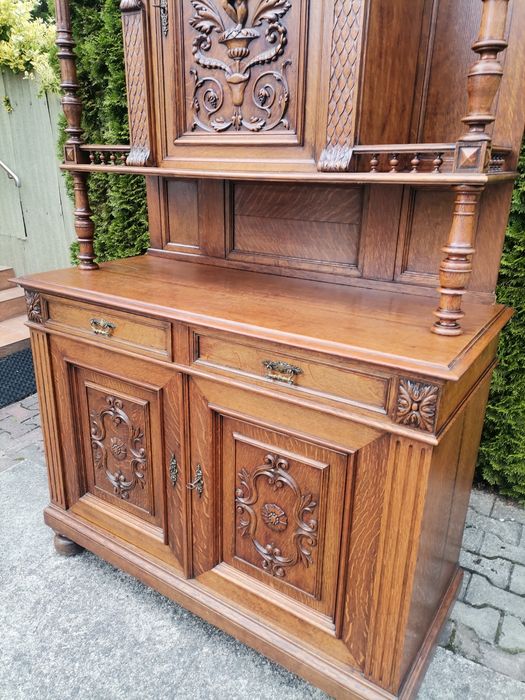 Kredens Ludwik Filip z 1903 roku Bruxelles