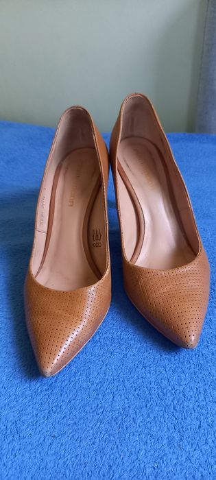 Szpilki Prima Moda 36 karmel