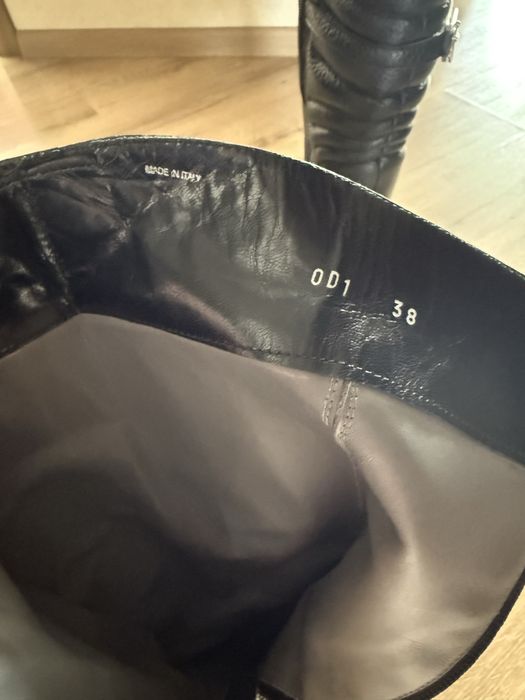 Чоботи Cesare Paciotti Італія