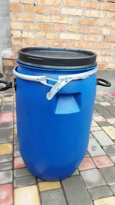 Пластиковая бочка 60л.