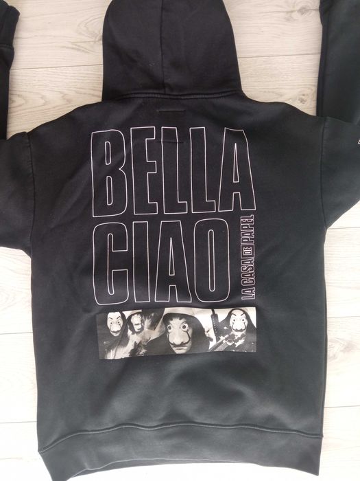 S, Pull &Bear, La Casa de Papel, bluza z kapturem i nadrukiem Netflix