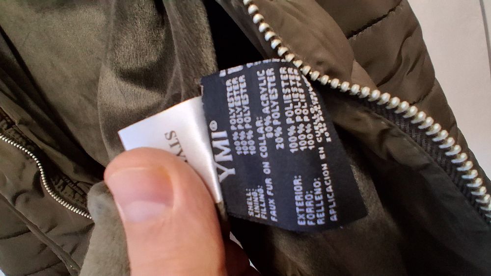 Kurtka damska w kolorze oliwkowym