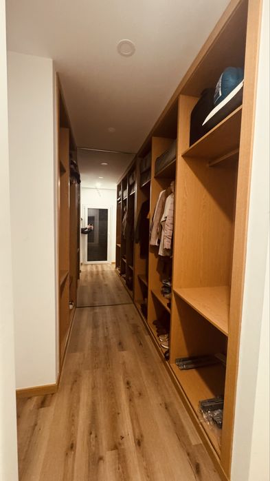 Moradia Moderna T4 com Piscina – a 10 minutos do Aeroporto de Lisboa