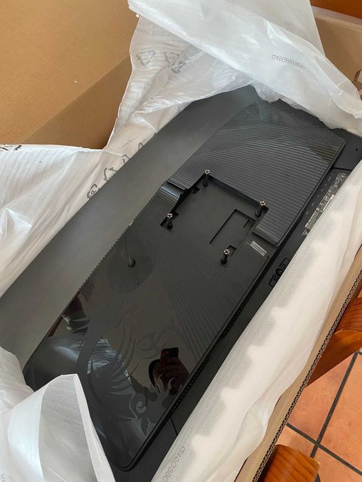 Monitor OLED Curvo MSI MAG 34 QD-OLED 175Hz