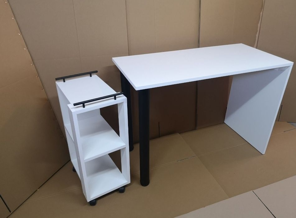 Stolik biurko kosmetyczne z szafką pomocnik na kółkach