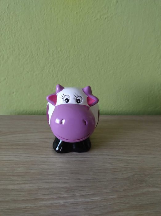 Skarbonka figurka krówka fioletowo biało czarna