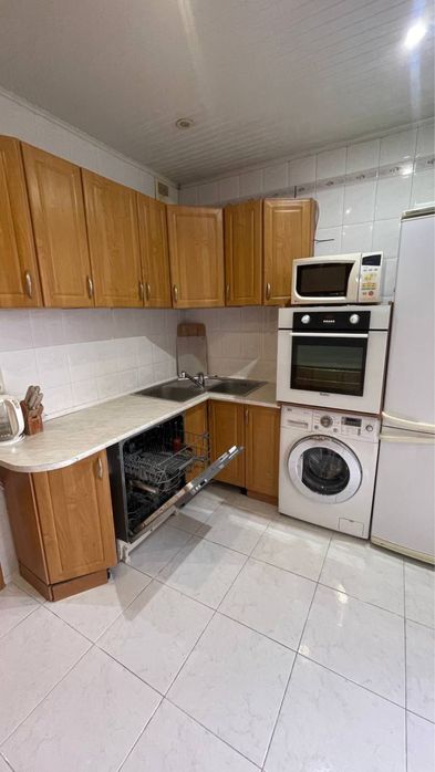 Здам 4 кімнатну квартиру Осокорки Срібнокільська