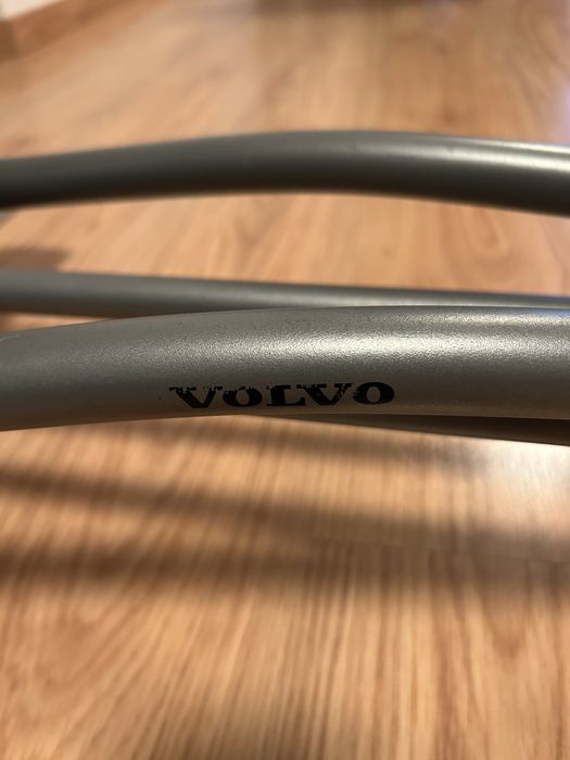 Barras de Tejadilho Volvo (Thule) com suporte de bicicleta