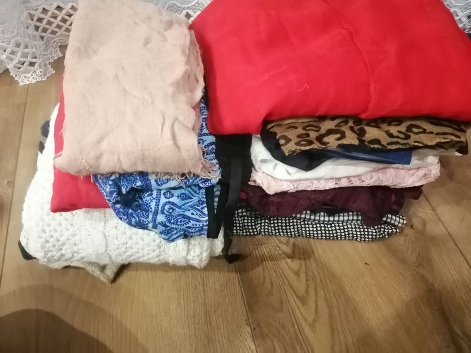 Okazja Mega Paka ubrań 13 sztuk+3 szaliki