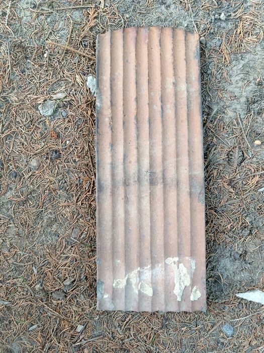 Stara dachówka rozbiórkowa