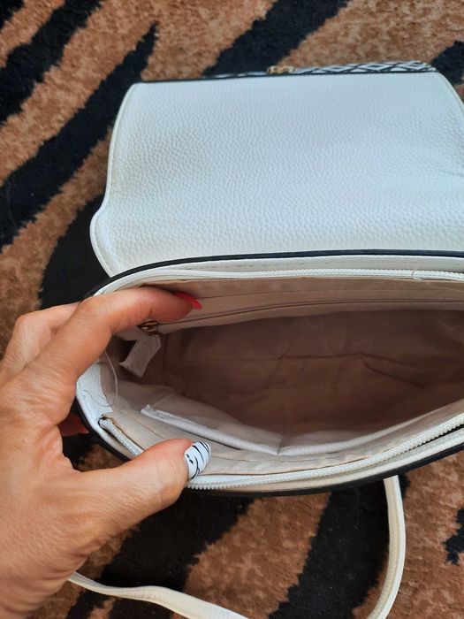 Torebka  biala czarne printy skóra  ekologiczna