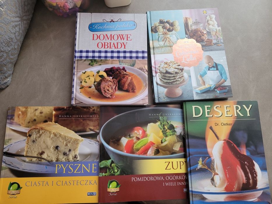 Książki kucharskie , ciasta, potrawy kuchnią dla biegaczy dieta Dukana