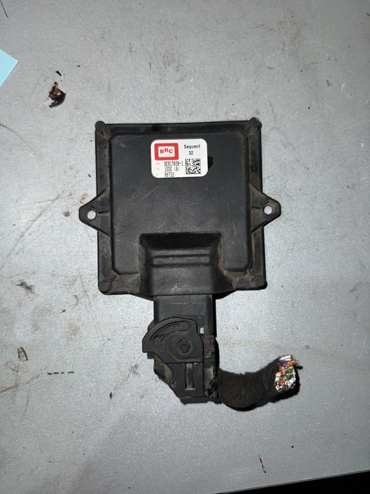 Блок керування brc sequent 32 de817030-1