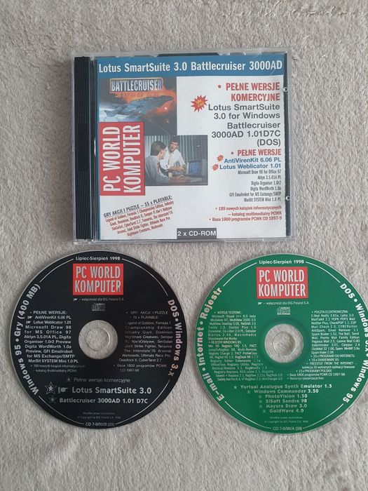 Lotus SmartSuite 3.0 oraz grę symulacyjną Battlecruiser 3000AD. PC Word Komputer 1998rok