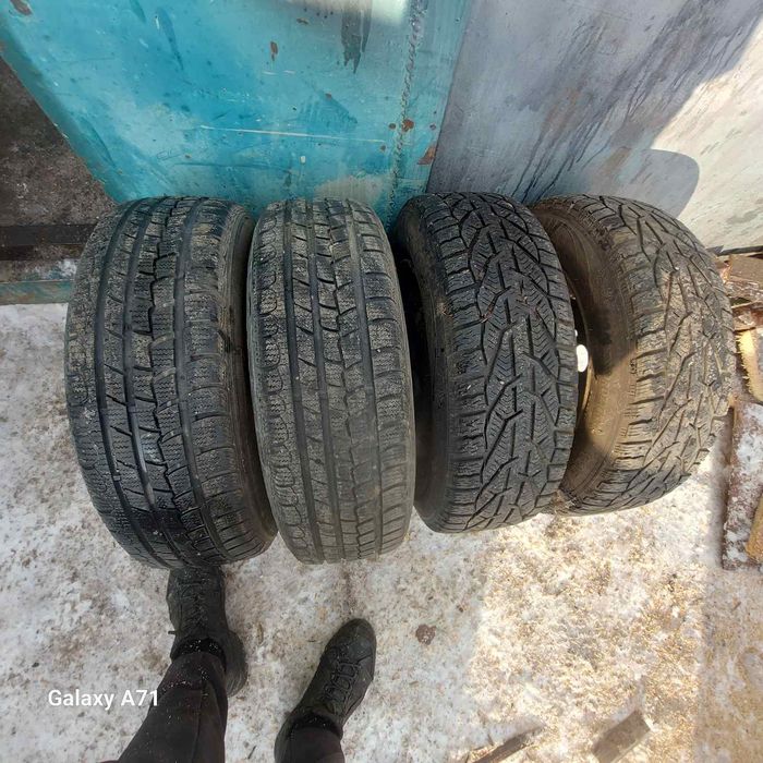 Диски з резиною Nexen 195 65 15 з Шкода Октавія А5