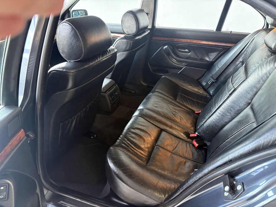 BMW 520 — fotografia 7