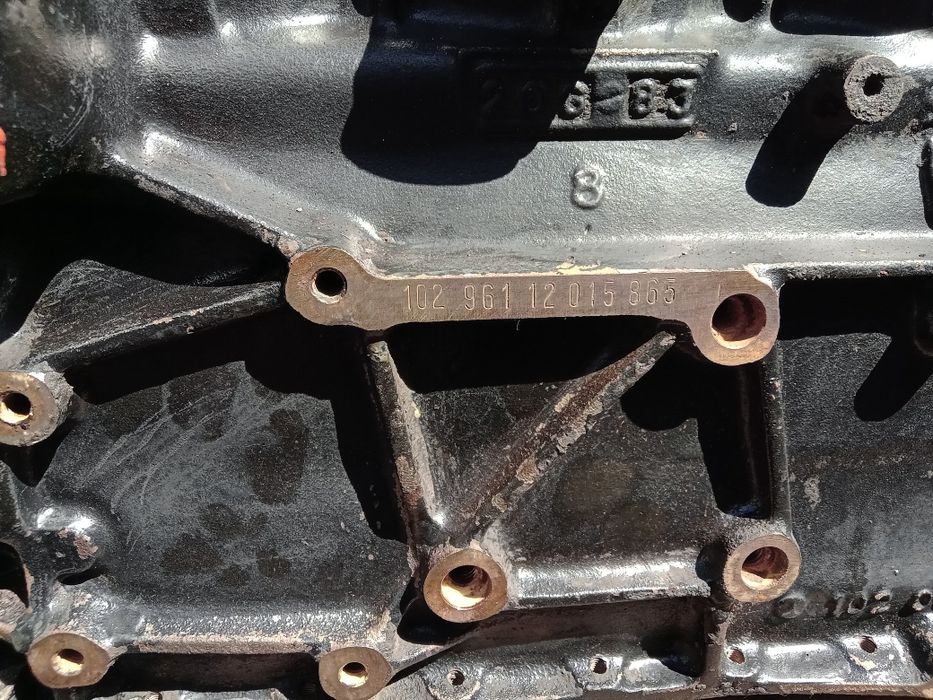 Продам,блок двигателя м102