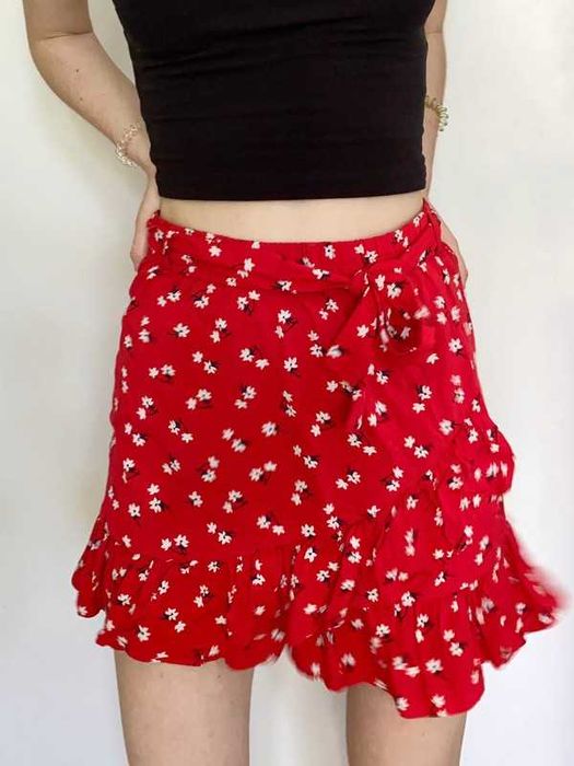 Spódnica mini czerwona w kwiatki