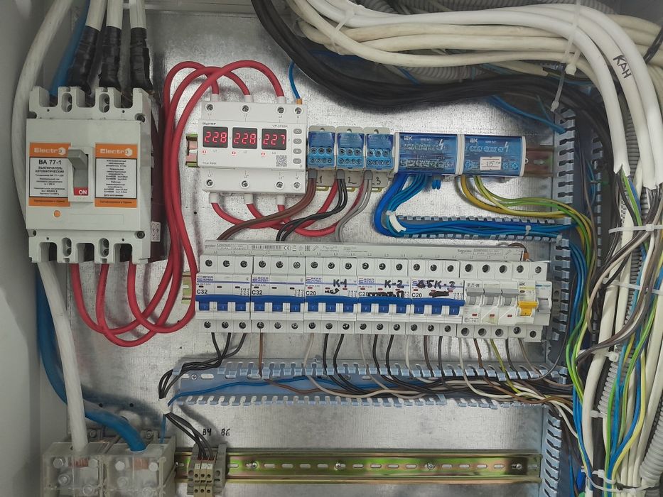 Терміновий  виклик електрика у Хмельницькому