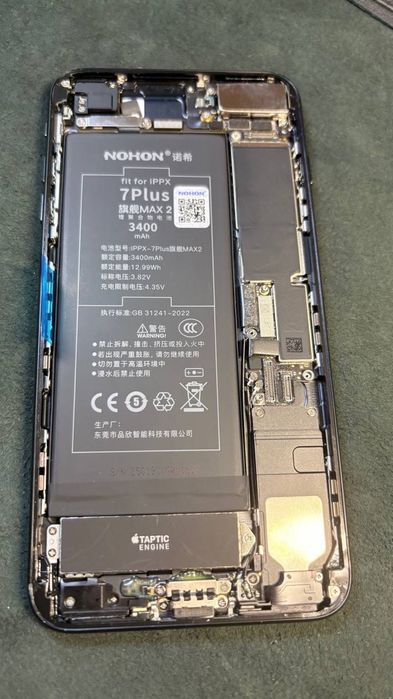 Iphone 7 plus 32. Ідеал. Нова акб