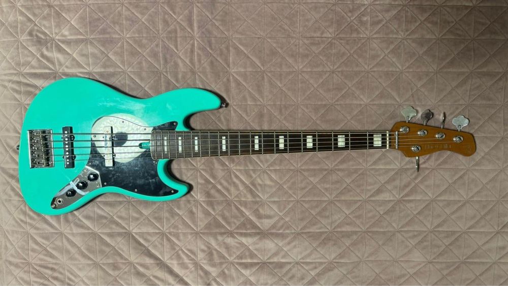 Baixo Sire V5 Passivo