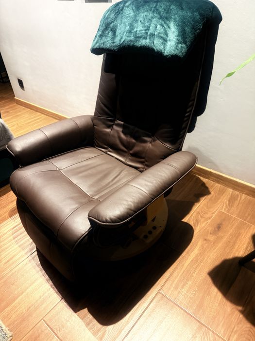 Fotel masujacy rozkładany eco skora