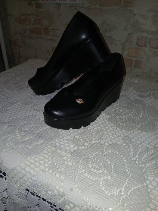 Туфли на платформе .