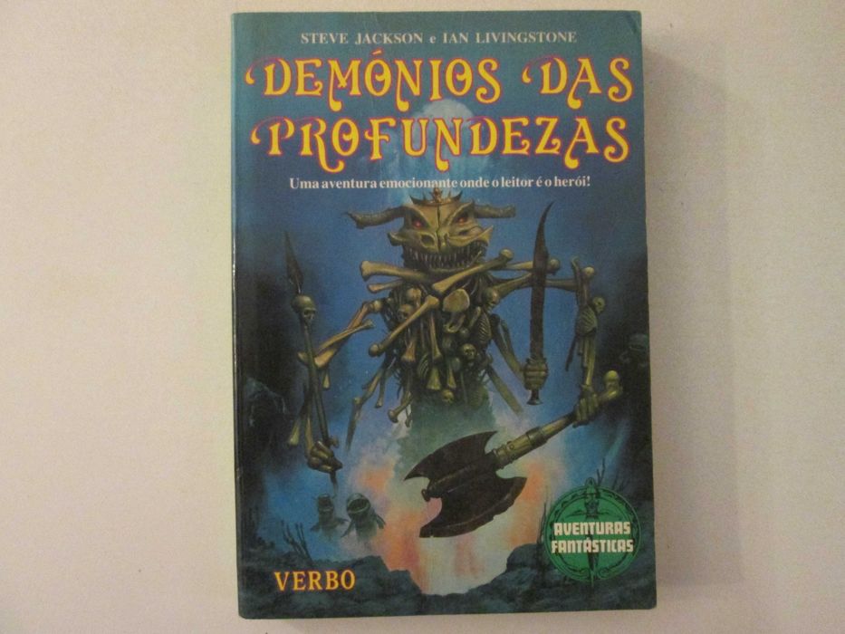 Demónios das profundezas- Steve Jackson e Ian Livingstone