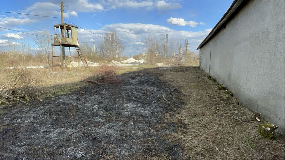 Склад ангар Івано-Франківськ-Львів комерція 0.62га